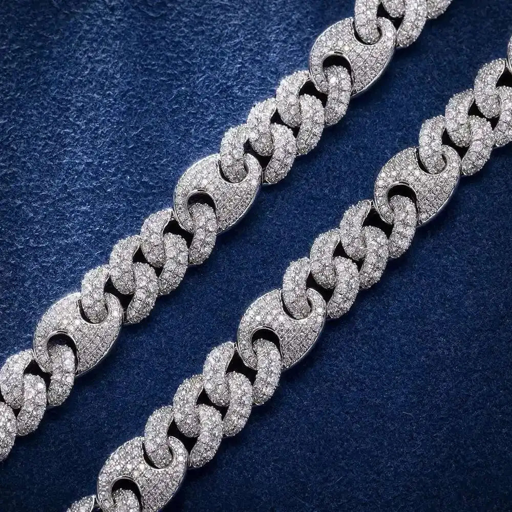 Bold Hip-Hop Chain