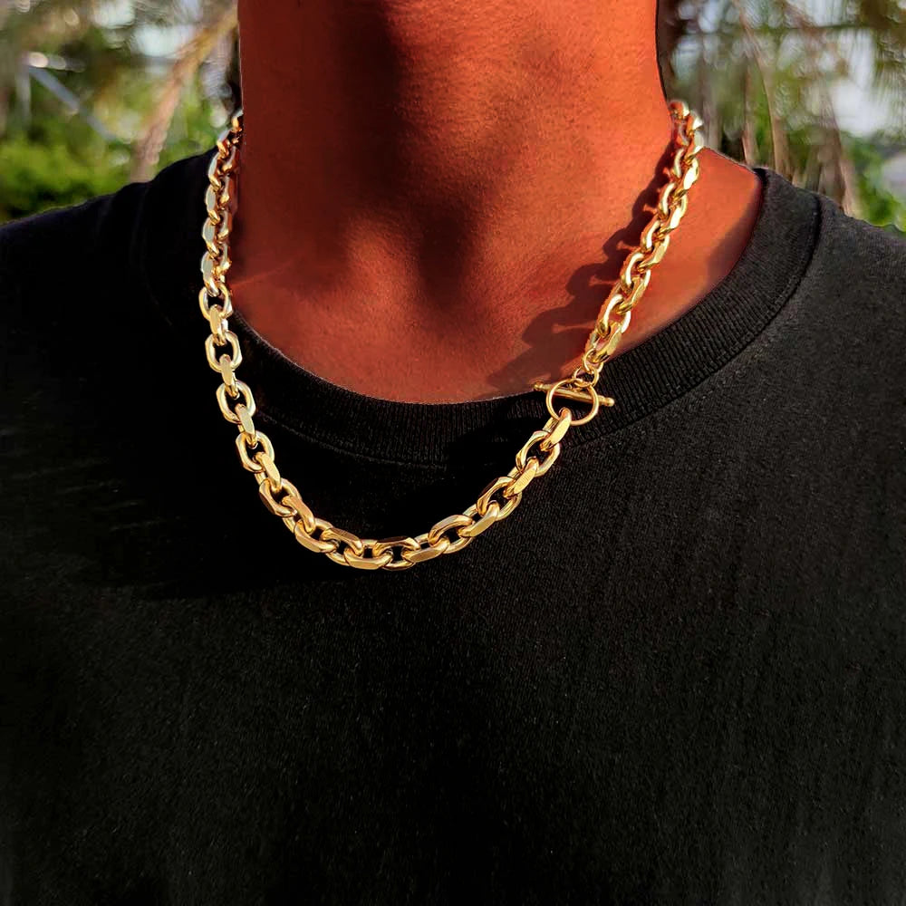 Gold Toggle Necklace