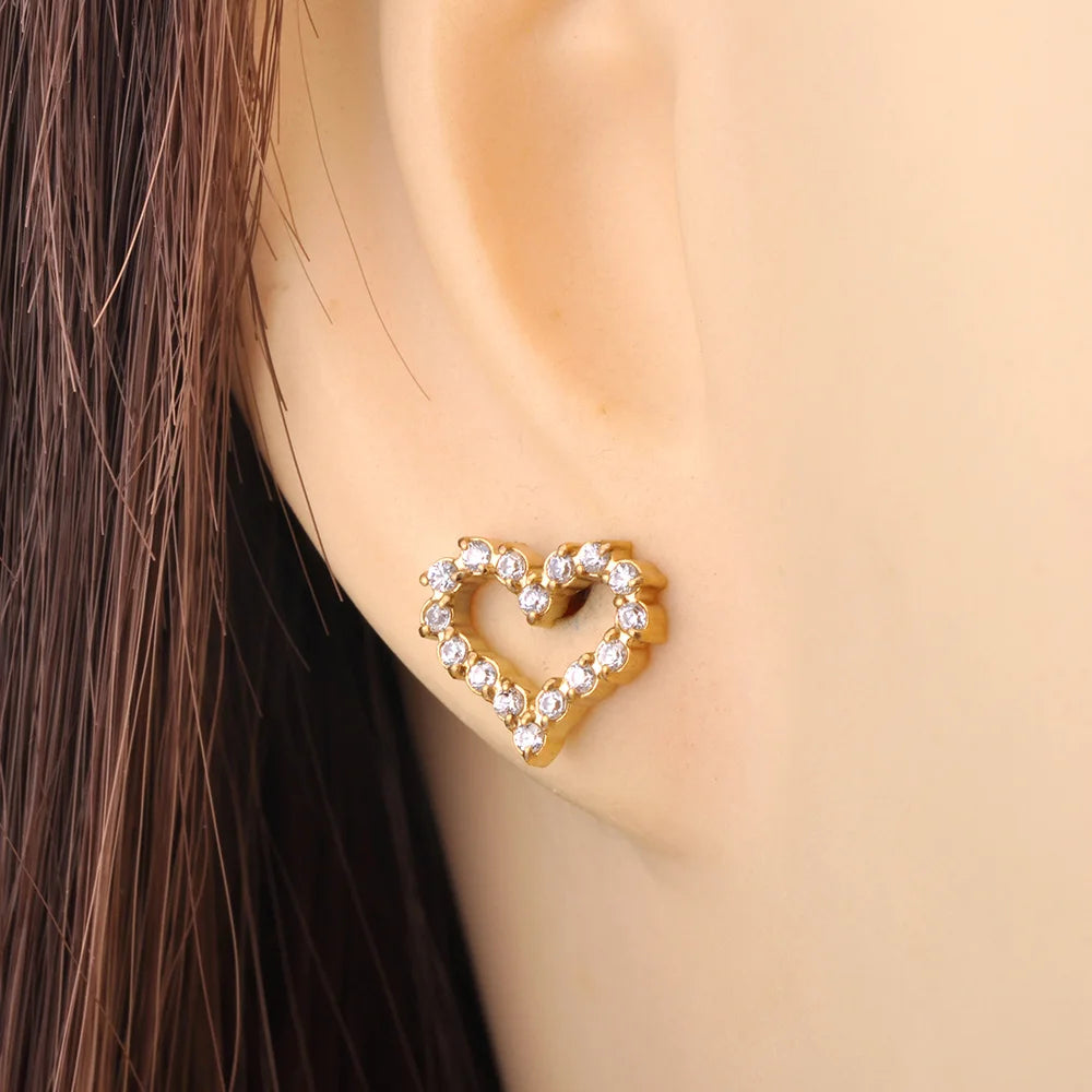 Miami Ice Outline Stud Heart Earring - Gold