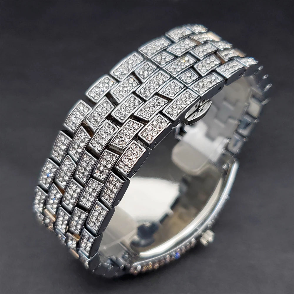 Miami Ice Black Dial Full Diamond Quartz Wristwatch