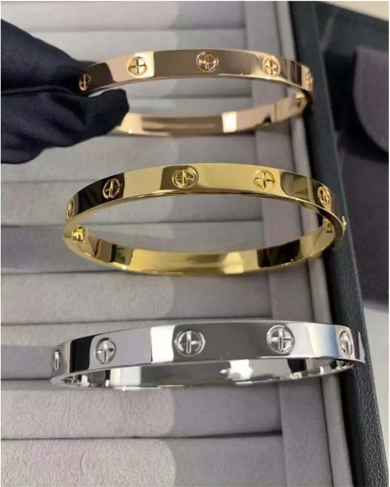 Stainless Steel Screw Bracelet for Women