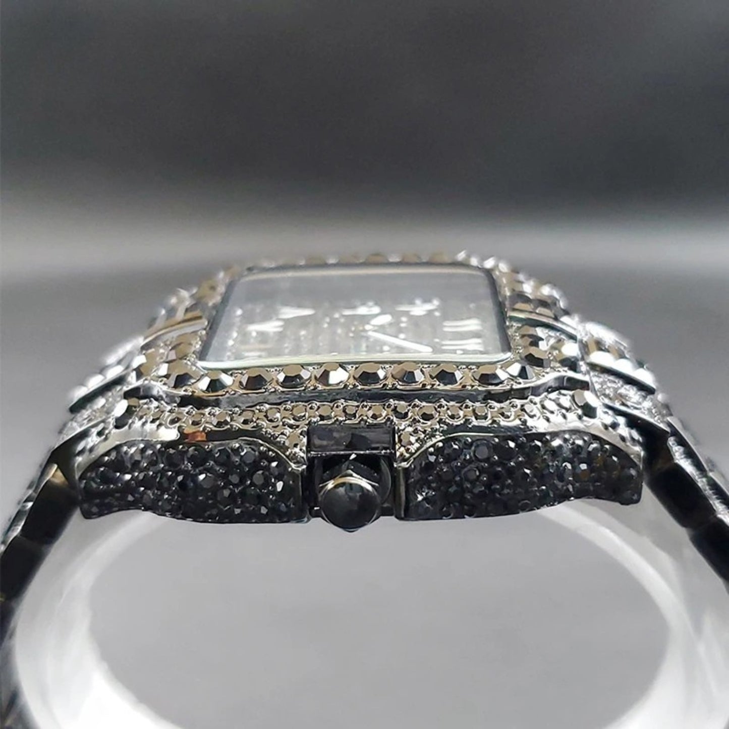 Luxury Diamond Men's Quartz Watch